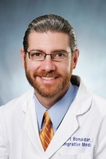 Robert Bonakdar, MD