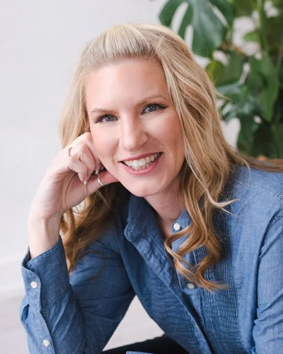 Carrie Jones