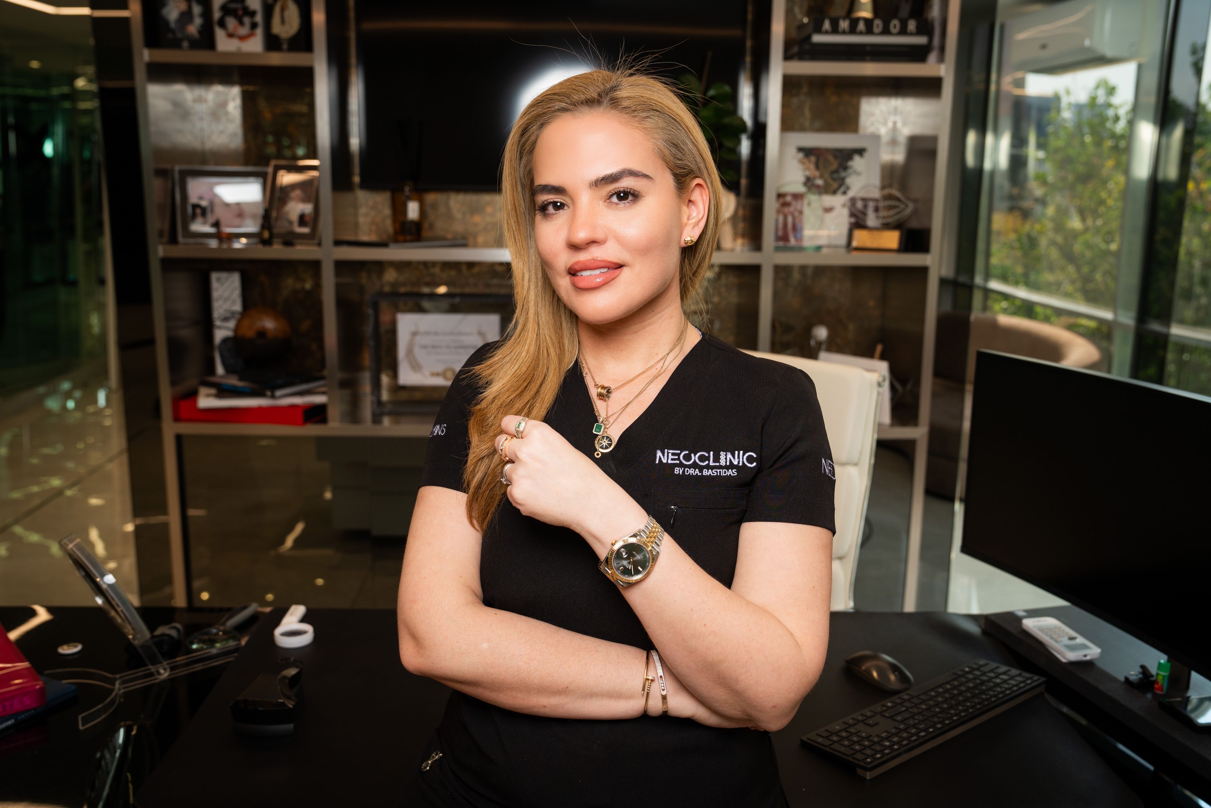 NeoClinic - Esmeralda, Bastidas Valenzuela MD